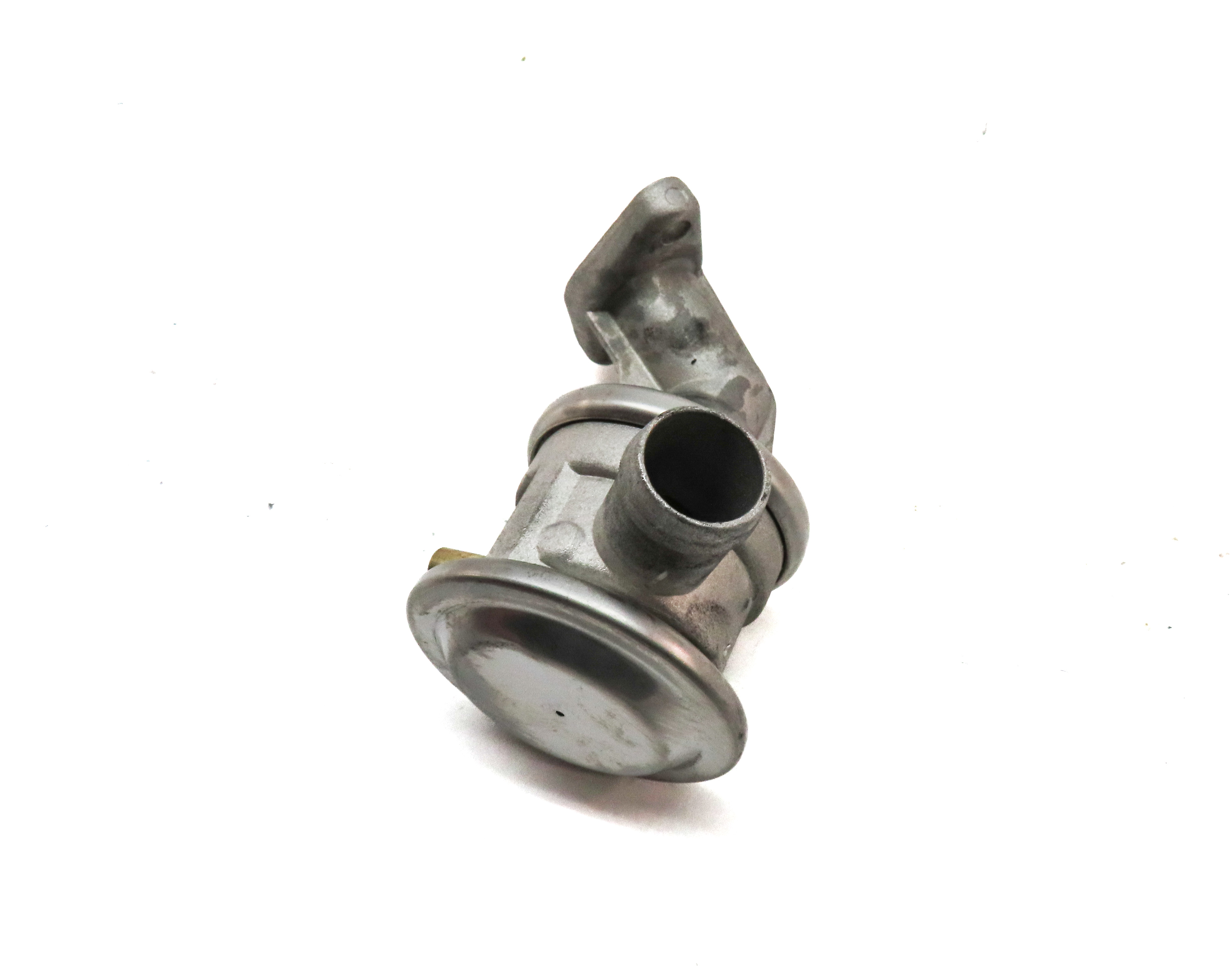2003 BMW 325Ci CONVERTIBLE (E46) 2.5L (M54) ENGINE  EGR EXHAUST CHECK VALVE — exact item pictured